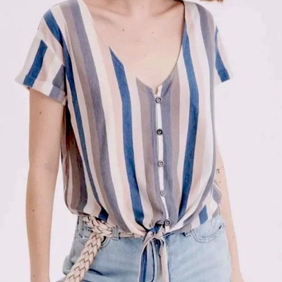 American Eagle Outfitters Striped V-Neck Button/Tie Short-Sleeve Top - Picture 1 of 8